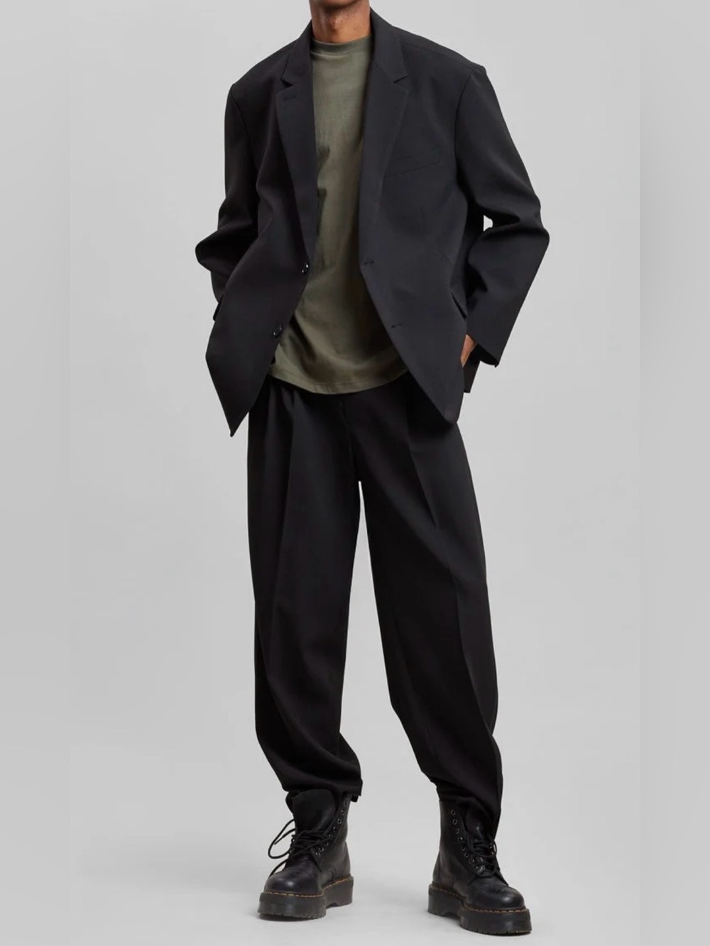 The Frankie Shop Black Oversized BEO Blazer Size XL - Picture 2 of 15